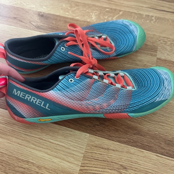 Merrell Athletic Shoes Blue and Red Breathable Mesh - Picture 2 of 6